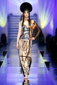 Visualia 971 Gaultier 2012-The-Fashion-World-of-Jean-Paul-Gaultier (1)